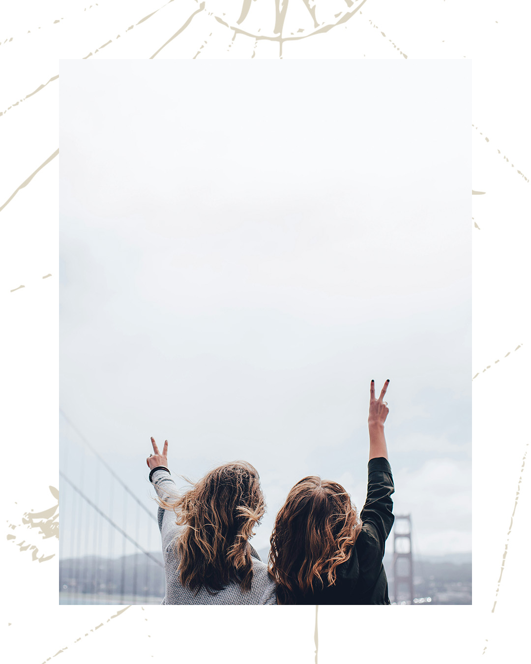 Viajar con tu persona favorita: playlist compartida, muchas risas y Alma para brindar.
Los mejores recuerdos empiezan así. 🛩️🩵